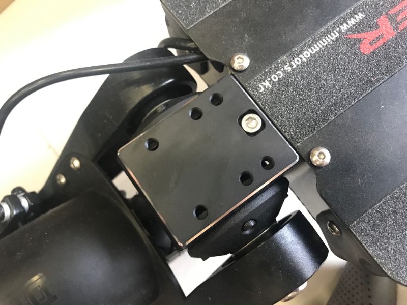placa adaptadora para manija de remolque carbonrevo dualtron spider eagle